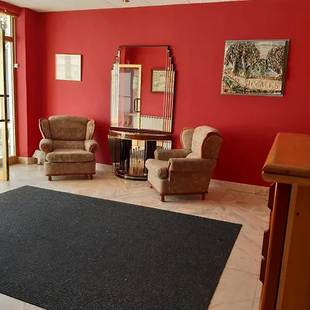 Nogales Hotel 2*